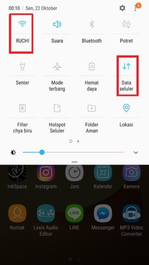 Cara atasi masalah tidak bisa upload foto atau video di Instagram 2 matikan data selular dan wifi untuk memutuskan koneksi upload video