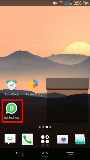 Cara menggunakan 2 akun WhatsApp dalam 1 HP 2 Buka aplikasi bisnis Whastspp di menu HP