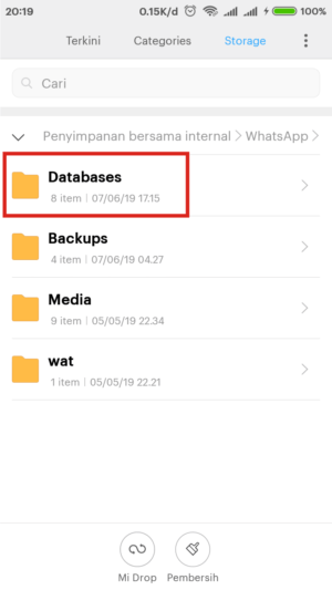 Cara keluar dari grup WhatsApp tanpa diketahui anggota grup 5 Buka folder databases.