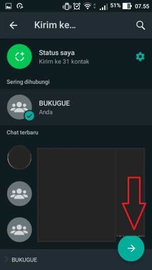 Cara membuat GIF di WhatsApp (dari foto atau video sendiri) 22 Pilih kontak tujuan dan kirim