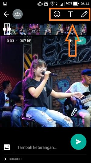 Cara membuat GIF di WhatsApp (dari foto atau video sendiri) 7 Pilih menu-menu editing di bagian atas
