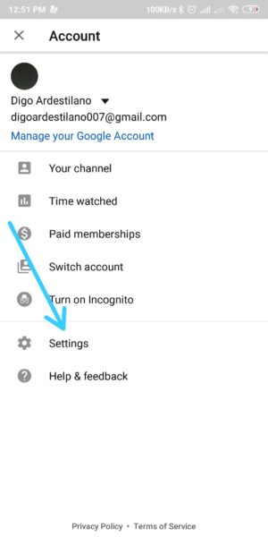 Cara menghapus riwayat penelusuran dan tontonan di Youtube 2 Pilih Setting