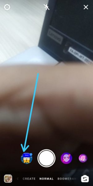 Cara main head quiz dengan filter headquiz di Instagram 11 Pilih Stiker Headquis
