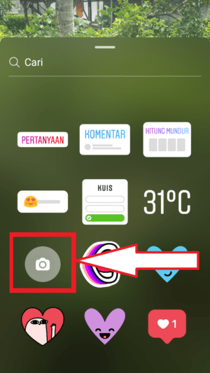Cara menggunakan stiker selfie di Instagram story 4 klik icon kamera