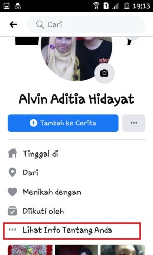 Cara menambahkan link Instagram di bio Facebook 4 Halaman Profil Facebook