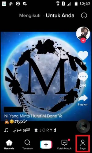 Cara menghapus akun TikTok sendiri secara permanen 1 Tap icon "Profil" Di kanan bawah.