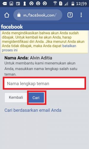 Cara mengembalikan akun Facebook yang di Hack (Panduan Lengkap) 9 Masukan nama lengkap salah satu temanmu dan tap "Cari".