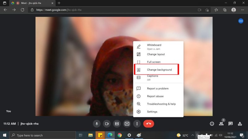 Cara mengganti background google meet di HP dan PC 9 Klik dan pilih "change background"