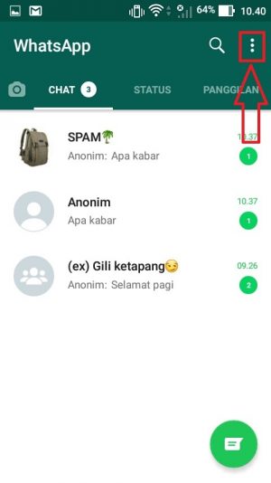 Cara membersihkan chat WhatsApp (bisa satu-satu atau semua sekaligus) 13 Buka home chat WhatsApp-mu dan tekan tombol titik tiga yang ada di pojok kanan atas.