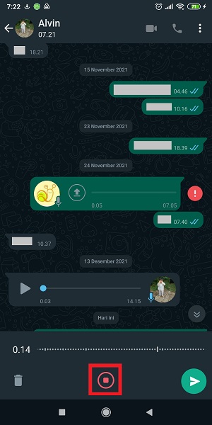 Cara mendengarkan voice note di WhatsApp sebelum dikirim 6 Tap tombol “Stop” untuk berhenti merekam.