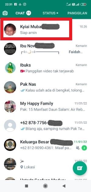 Cara mengganti nama kontak WhatsApp (termasuk yang susah diganti) 1 Klik percakapan teman yang ingin diedit namanya